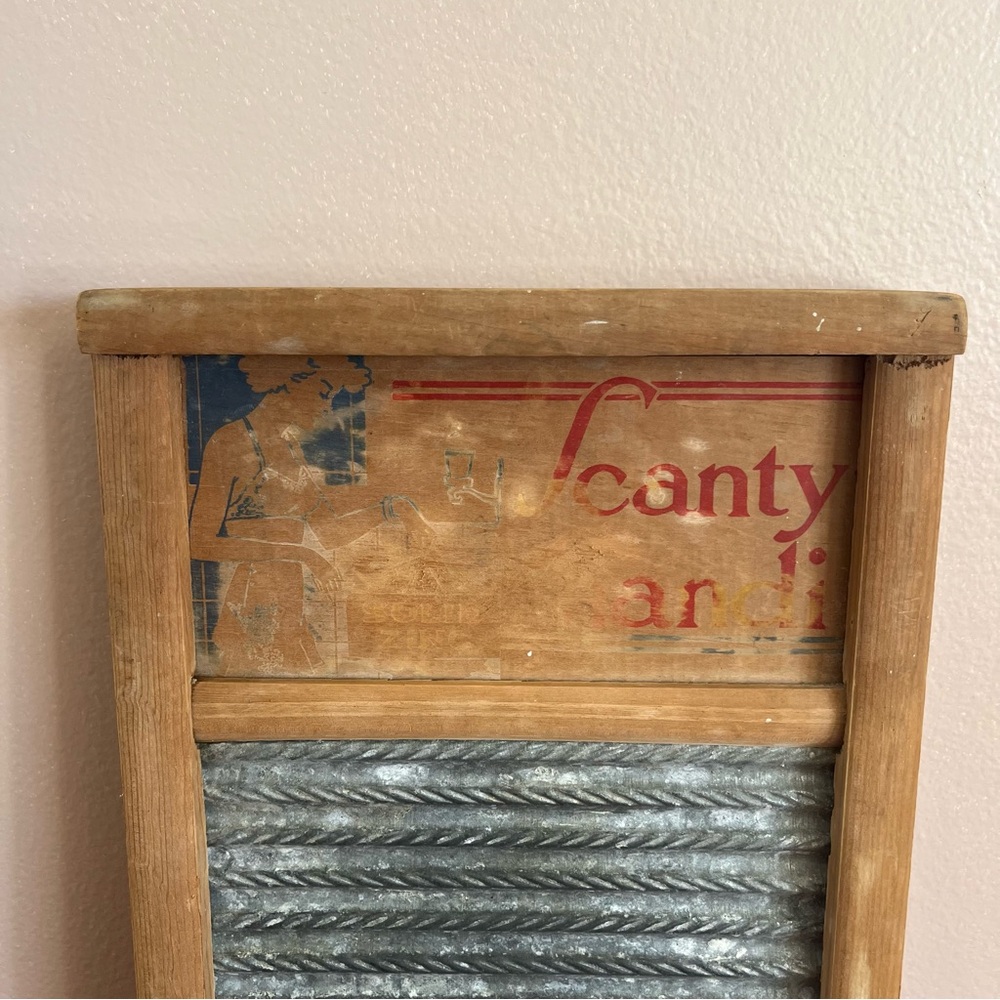 Vintage Scanty Handy Wooden Washboard with Metal Scrubbing Surface for Lingerie - Picture 2 of 9